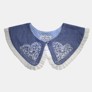 Hand-painted detachable collar