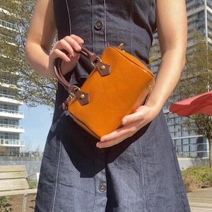 Coach Boston Bag - Etsy Canada