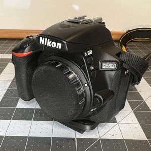 Nikon Fマウントボディキャップ | Nikon Fマウントカメラ用保護カバー - Nikon Fマウントボディキャップで安全な撮影とビデオブログ体験