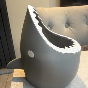 3D Printed Shark Sweet Bowl – Unique Shark Snack Dish | Fun Ocean Decor Gift | Custom Colour Options | Cool 3D Printed Homeware image 6