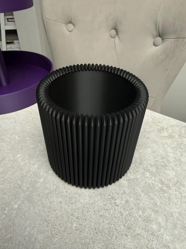 Modern Printed Ribbed Pencil Holder | Stylish Desk Organiser | Minimalist Pen Pot in Custom Colours - 3D Printed image 5
