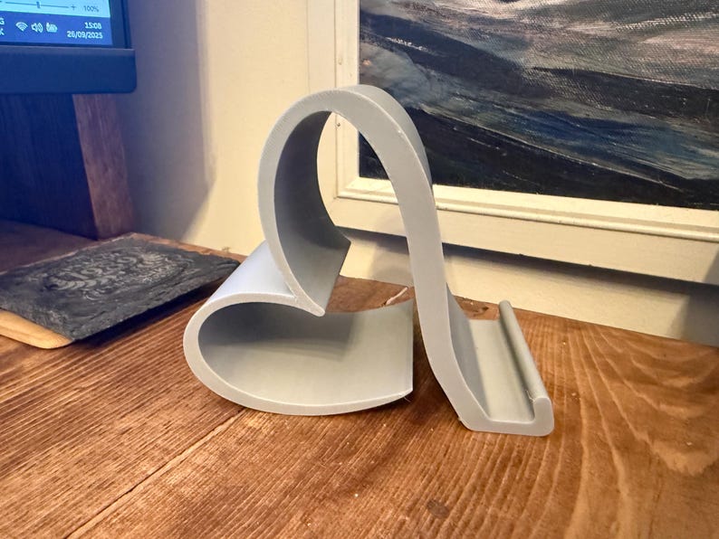 Heart Shaped Phone Stand – 3D Printed Smartphone Holder – Cute Desk Accessory – Gift for Her – Multiple Colours – Valentine’s Day Gift image 10