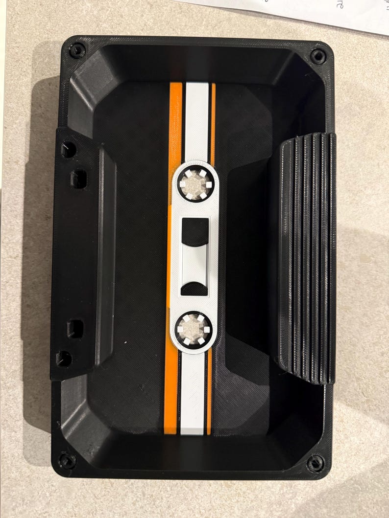 3D Printed Retro Cassette Tape Tray | 80s Desk Organiser | Key & Glasses Holder | Geek Gift | Music Lover Home Decor | Handmade UK immagine 9