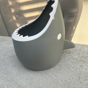 3D Printed Shark Sweet Bowl – Unique Shark Snack Dish | Fun Ocean Decor Gift | Custom Colour Options | Cool 3D Printed Homeware image 5