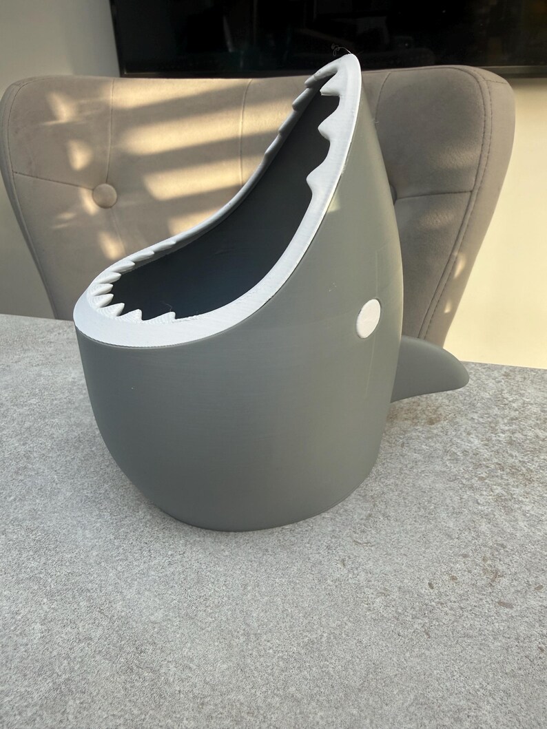 3D Printed Shark Sweet Bowl – Unique Shark Snack Dish | Fun Ocean Decor Gift | Custom Colour Options | Cool 3D Printed Homeware image 5