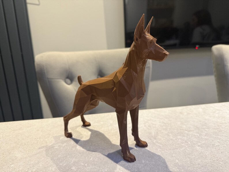 3D-Printed Dobermann Sculpture – Modern Minimalist Home Décor for Dog Lovers afbeelding 2