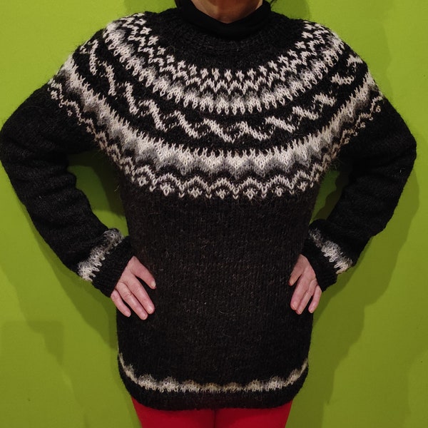 Handknitted  Icelandic sweater