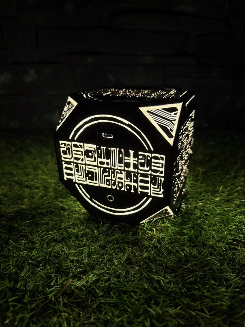 Crimson Desert Activated Abyss Artifact, Crimson Desert Relic, Glowing ...