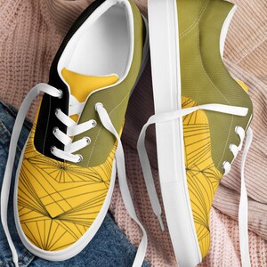 Men&#39;s Canvas Sneakers Yellow & Black Geometric - Unique Feespirations Geo™ Design Streetwear Lace-Up Shoes