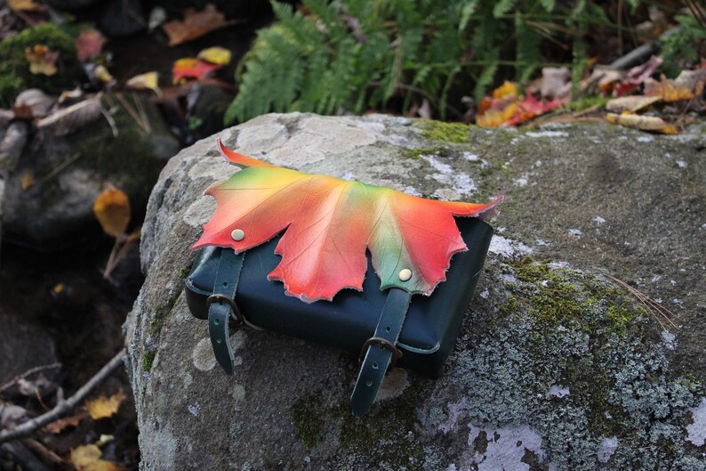 Fall Leaves Leather Armor Pouch Elven Fae Purse image 3