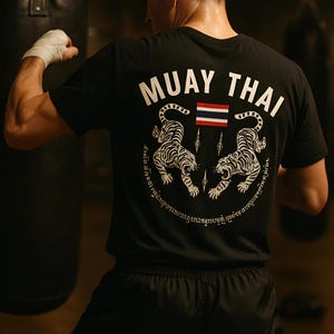 Muay Thai Tiger Shirt - Muay Thai Geschenke - Thaiboxen T-Shirt - Martial Arts Shirt - Kickboxen T-Shirt - Kämpferbekleidung - Gymnastikbekleidung