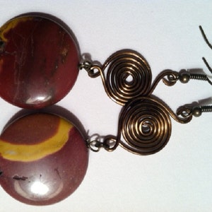 Maroon Mookaite Coin Bead and Brass Wire Earrings EST023 image 2