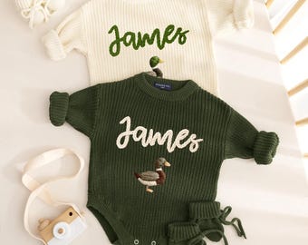 Mono de pato bordado a mano, mono personalizado con nombre de bebé, traje de pato silvestre tejido a mano, regalo para recién nacido, regalo para baby shower