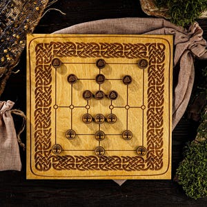 Mill Board Game, Nine mens morris game, Celtic board game, medieval game, ancient game, classic board game, history lover gift