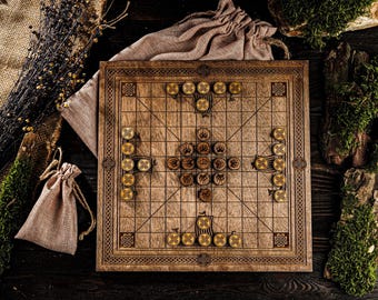 Hnefatafl Board game, Viking chess, norse strategy game, 2 players game, tafl board game, games lover gift, viking gift, custom game