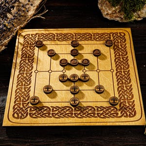 Mill Board Game, Nine mens morris game, Celtic board game, medieval game, ancient game, classic board game, history lover gift