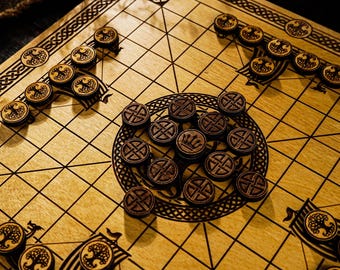 Wooden Hnefatafl game, Norse chess board game, Tafl game, Ancient chess game, Viking strategy game, Engraved hnefatafl, Unique board game
