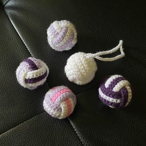 Crochet Volleyball Keychain, Sports Gift, Gift for Him, Boyfriend, Friend, Athletic, Plush, Toy, Accessory, Car Decoration, Handmade