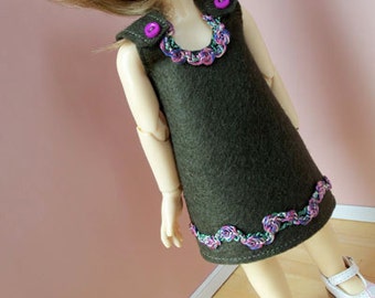 Fall green felt dress  for  Yo SD