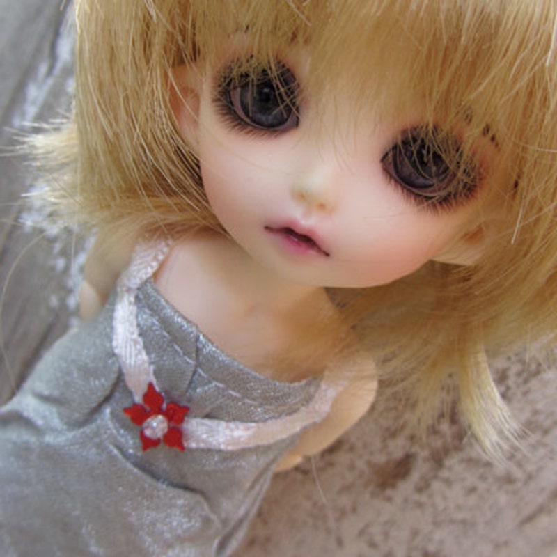 Poupée Latidoll LATI Yellow Happy Little Match Girl 16cm Fullset Corée