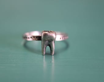 Silver Sweet Tooth Stacking Ring. Sterling silver tooth stacking ring. Wisdom tooth jewelry. Tooth fairy molar ring.