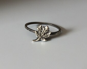 Sterling Silver Maple Leaf Stacking Ring, Nature Jewelry