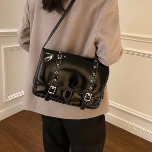 Vegan Leather Crossbody Bag for Women, Elegant Shoulder Bag with Adjustable Strap, Retro Satchel Purse, Everyday Bag, Gift for Her
