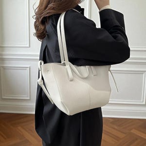 White Vegan Leather Tote Bag – Large Minimalist Shoulder Bag for Women, Elegant Everyday Work Purse with Clutch