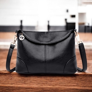 Sac à bandoulière moyen en cuir PU pour femme - Sac à main à bandoulière avec fermeture à glissière et fermeture magnétique - Sac à main carré décontracté en noir rouge bleu