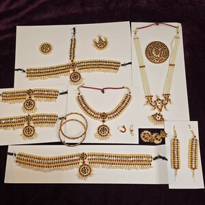 Gold Costume Jewelry Set - Etsy Gold Costume Jewelry Set - Etsy