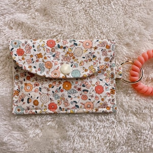 Handmade Floral Coin Pouch Mini Wallet Wristlet