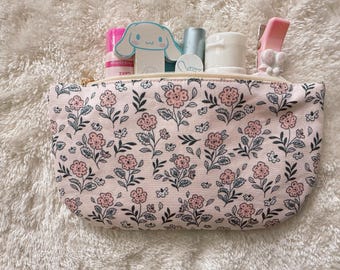 Bolsa de cosméticos con cremallera hecha a mano con flores rosas, organizador de viaje