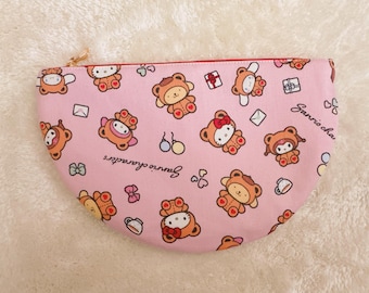 Kawaii Half Moon Zipper Pouch: Sanrio-Inspired Bear Makeup Bag