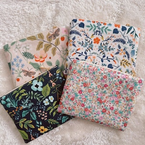 Floral Zipper Coin Pouch: Handmade Cotton Cottagecore Wallet