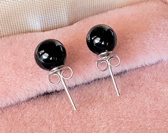 Vintage 14k White Gold Black Onyx Ball Stud Earrings, Versatile Everyday Earrings, Studs Shaped Like a Ball, Sphere, Shiny Jet Black