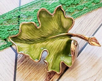 Vintage Danecraft Sterling Silver Gold, Green Enamel Fall Leaf Pin, Small Scatter Pin, Autumn Leaves, Sweater Scarf Hat Pin, Little Brooch