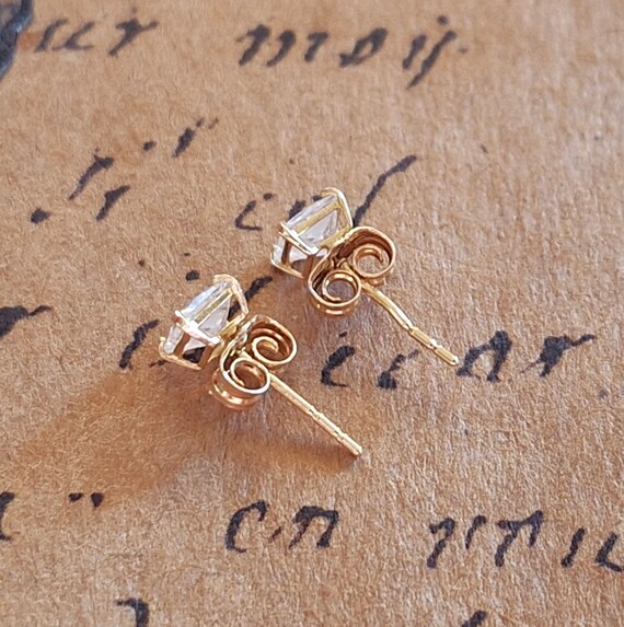Vintage 14k Gold Square Stud Earrings with 4.5mm … - image 8