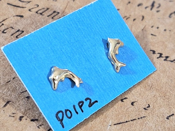 Vintage Tiny 14k Gold Dolphin Stud Earrings, Earr… - image 6