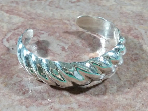 Sterling Silver Cuff Bracelet Smooth Scalloped Edges Casual Elegance Polished Shiny Durable Long Lasting Silver Adjustable Fit Gift Worthy