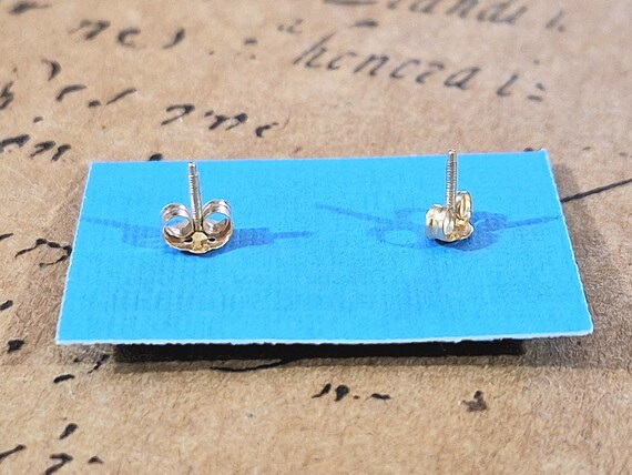 Vintage Tiny 14k Gold Dolphin Stud Earrings, Earr… - image 5