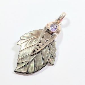 Vintage Abalone Shell Sterling Silver Pendant in the Shape of a Leaf with Purple Amethyst Accent, Hand Carved Shell Necklace Pendant