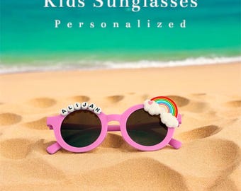 Personalisierte Kinder-Sonnenbrille: Blumen- und Regenbogenanhänger, individueller Name