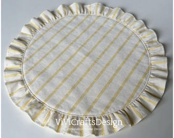 Gelb gestreiftes rundes Baumwoll-Tischset | Rustikaler Esstisch Dekor (38 cm) mit Rüschen