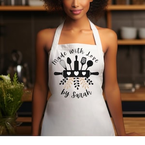 Floral Kitchen Apron,Customizable Apron,White Apron,Cooking Gift,Gift for Mom,Gift for Her,Mother&#39;s Day Gift,Personalized Gift,Chef Gift