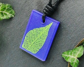 Leaf skeleton rectangle pendant, adjustable botanical statement necklace, purple & green, witchy, punk, 3D printed resin, Unique run