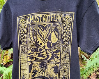 Fear Is the Mind Killer T-Shirt | Classic SciFi Graphic Tee | Gift for SciFi Fans