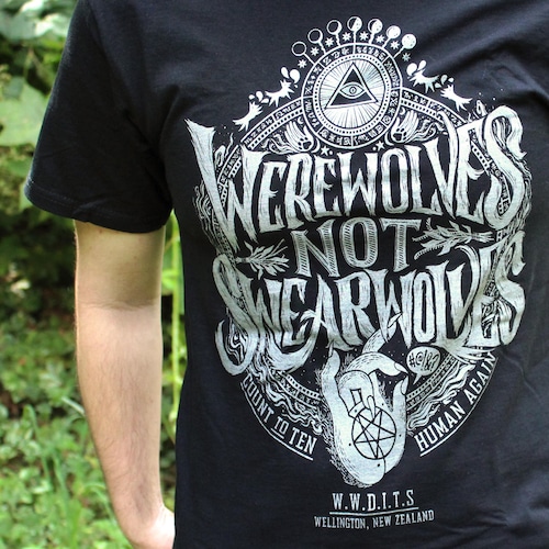 Wat we doen in de schaduw weerwolven niet swearwolves shirt