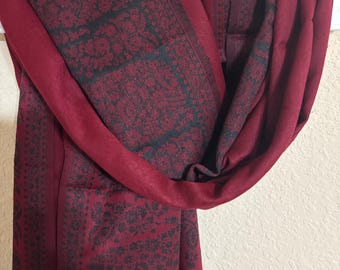 Handwoven Kani Pashmina Shawl: Red & Black Winter Wrap