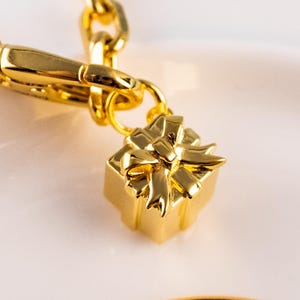 Nom gravé personnalisé boîte cadeau bijoux à breloques personnalisés en argent sterling plaqué or 18 carats bijoux à breloque demoiselle d'honneur anniversaire cadeau d'anniversaire