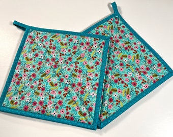 Pot Holders Set of 2 Aqua Turquoise Flowers Spring  Kitchen Decor Quilted Handmade in USA